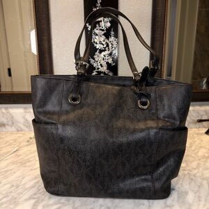 Michael Kors Black Tote Bag w/Matching Wallet EUC